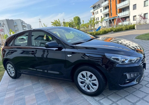 Hyundai I30 cena 54900 przebieg: 67000, rok produkcji 2020 z Gniezno małe 232